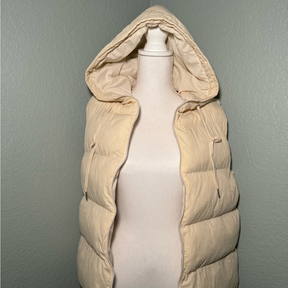Cream, Neutral colored puffer vest with hood and zipper